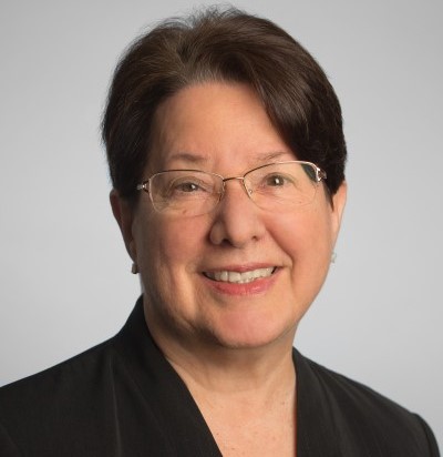 carol-telles-presenting-at-labis-2023-workers-comp-seminar